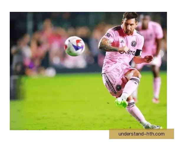 全球球迷热议：梅西复出首战引爆美职联赛场，表现超越预期