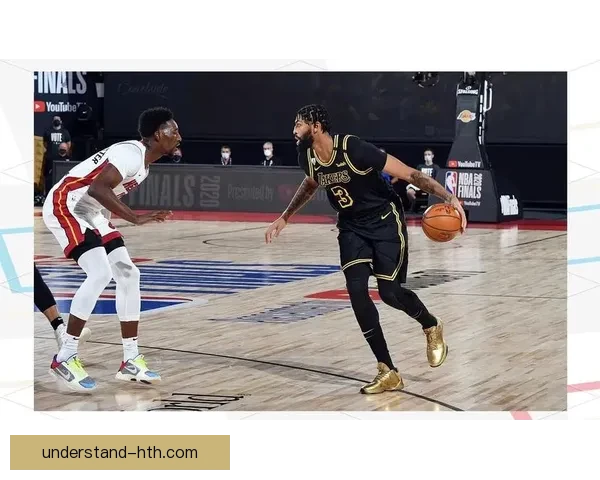 湖人队宣布新赛季阵容调整詹姆斯与浓眉共同领衔重启夺冠之路