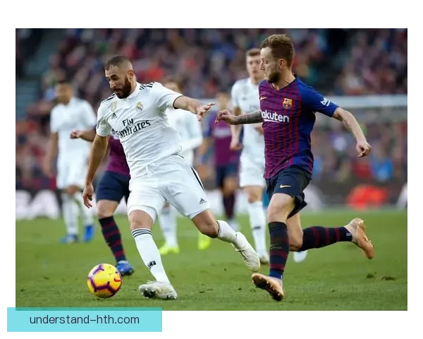 巴塞罗那俱乐部辉煌历程与青年球员培养战略解析